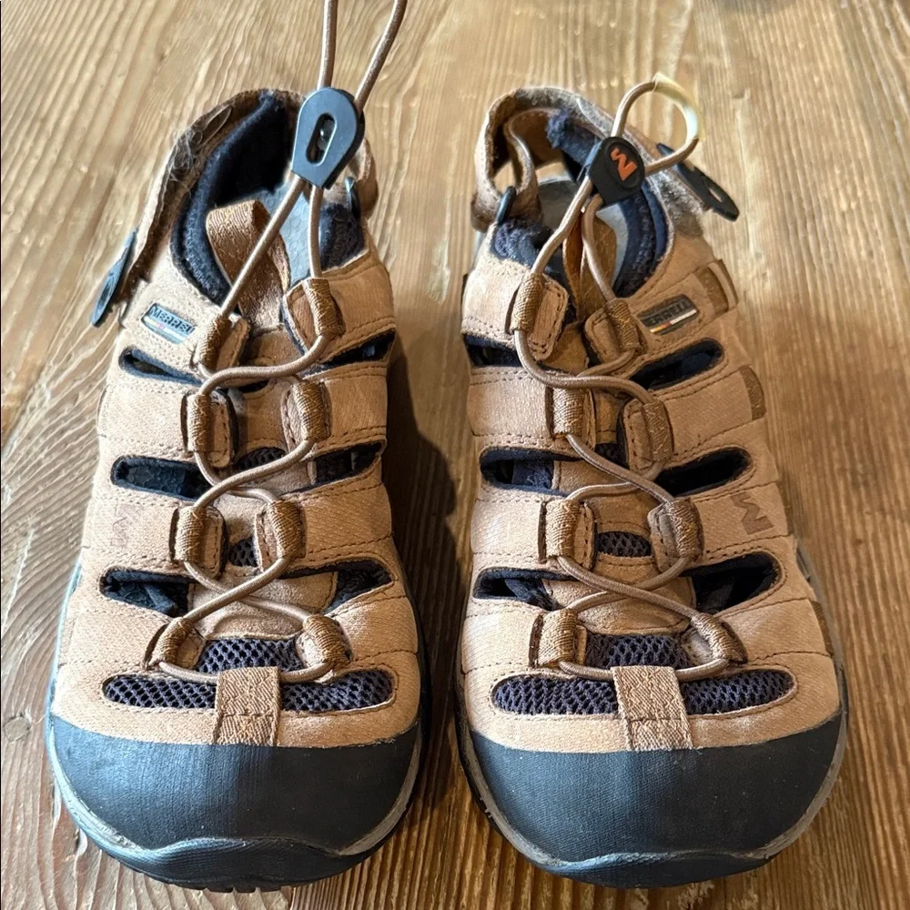 Merrell continuum vibrant Tan and Black Men's Outdoor Sandals